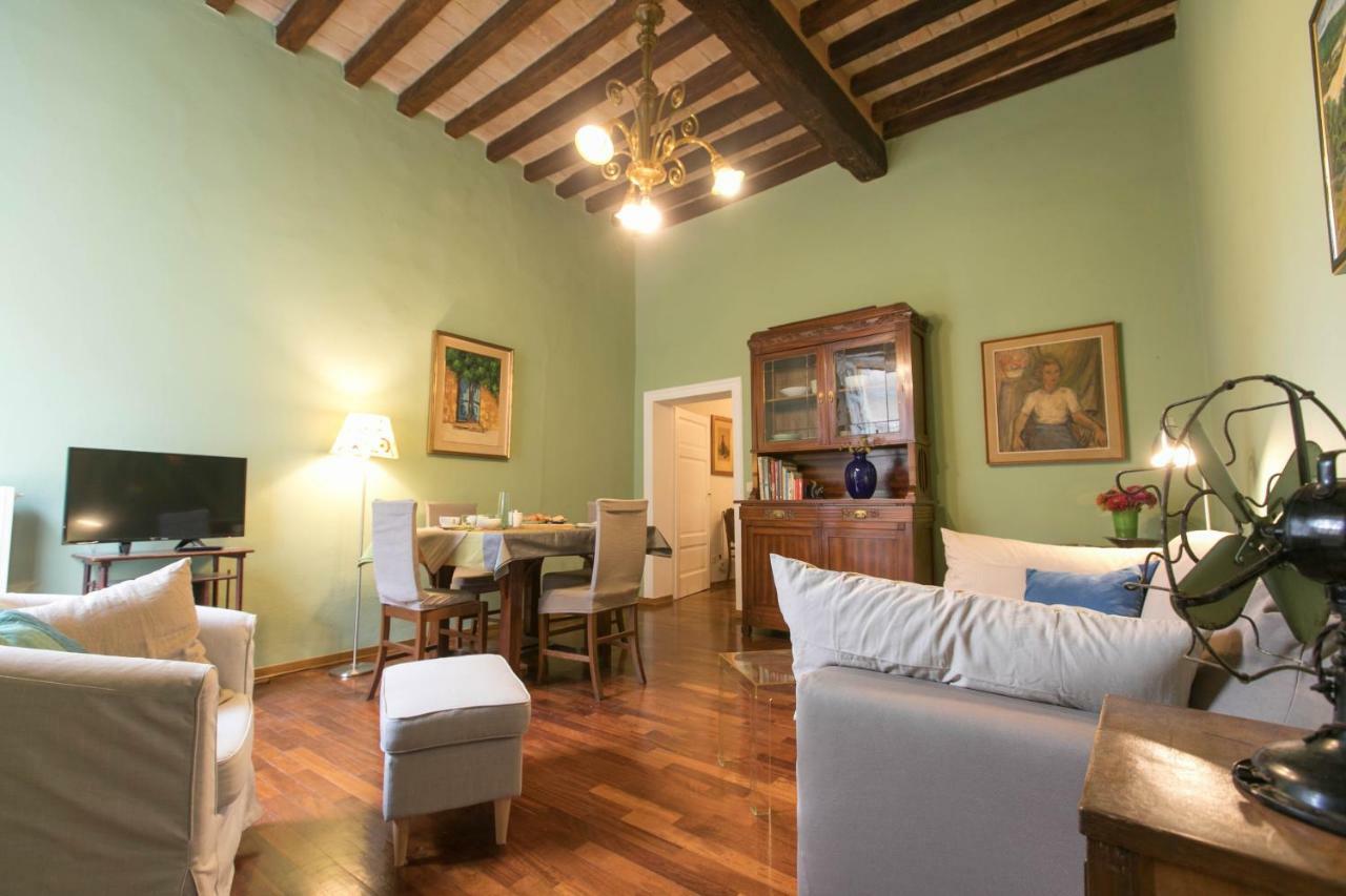 Il Balcone Dell'Angiol D 'Or Apartment Парма Екстериор снимка