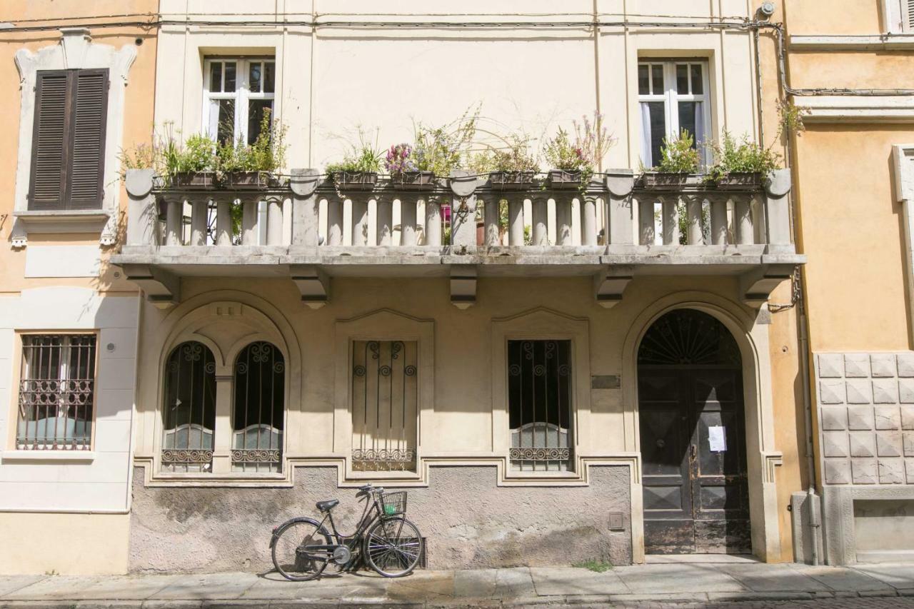 Il Balcone Dell'Angiol D 'Or Apartment Парма Екстериор снимка